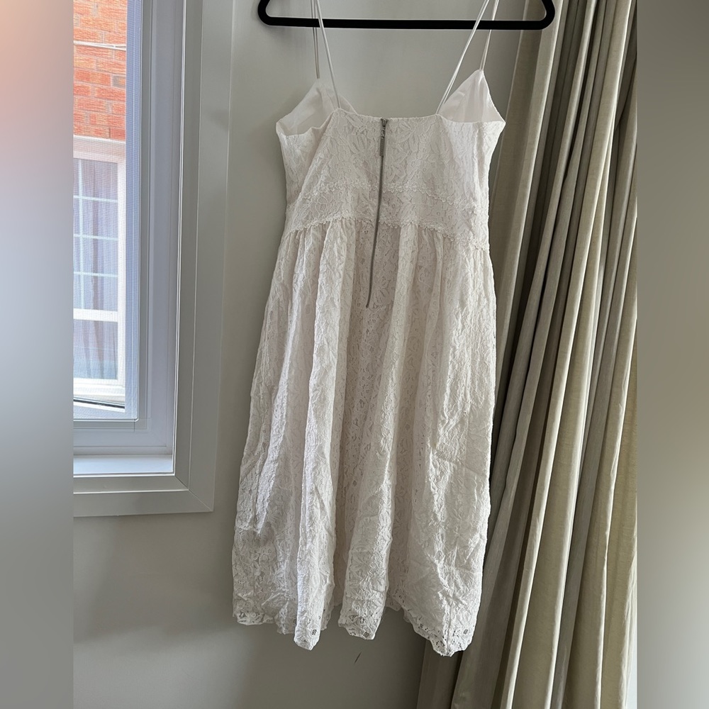 WHITE LACE DRESS - Picture 4 of 4